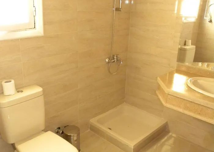 Hotel Grand Halomy